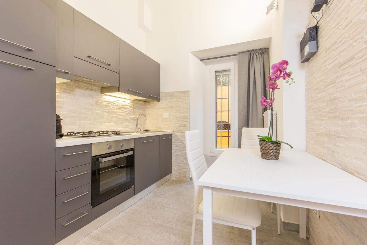 Suite House Vaticano Rome Bagian luar foto
